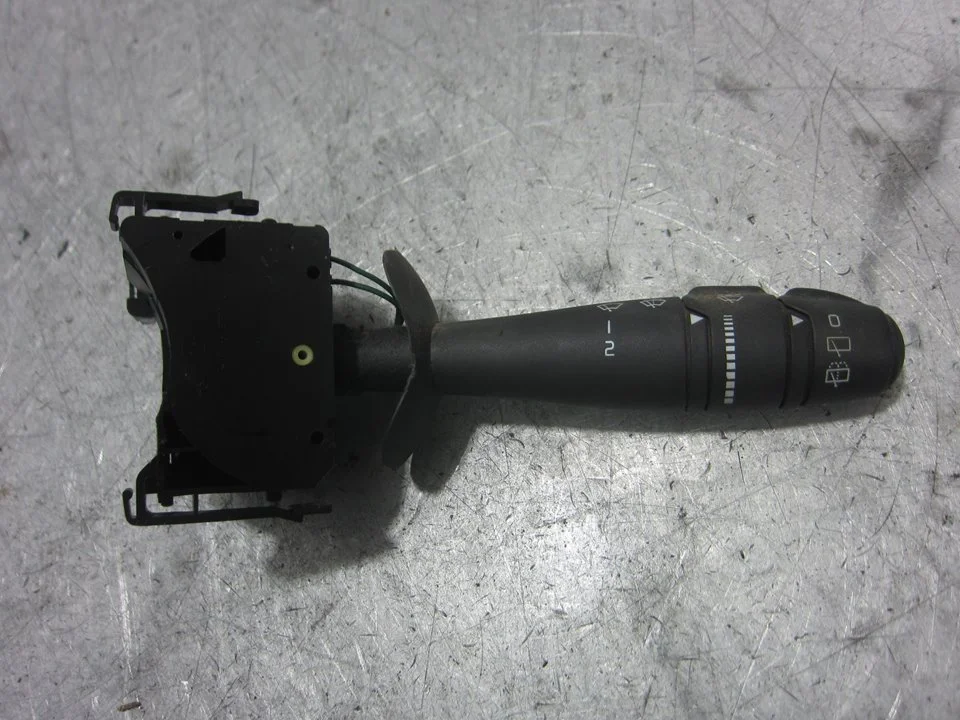 Foto de MANDO LIMPIA RENAULT LAGUNA II (BG0) referencia 345769013