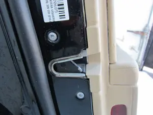 Foto de CERRADURA PUERTA DELANTERA IZQUIERDA MERCEDES-BENZ CLS (BM 219) 3.0 CDI CAT (224 CV / 165 KW) foto 2