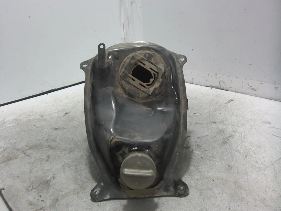 Foto de DEPOSITO GASOLINA HONDA PCX 125 125 cm3 - 8.6 kW (0 CV / 0 KW) referencia 16700-KWN-902
