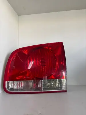 Foto de PILOTO TRASERO IZQUIERDO INTERIOR SIN MARCA SIN MODELO referencia 7L6945094H foto 2