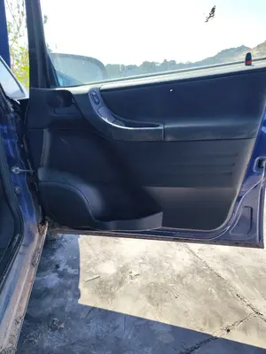 Foto de GUARNECIDO PUERTA DELANTERA DERECHA OPEL ZAFIRA A 1.6 16V (101 CV / 74 KW) referencia 13141843