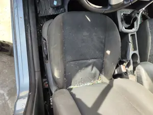 Foto de ASIENTO DELANTERO IZQUIERDO FORD FOCUS BERLINA (CAP) 1.8 TDCi Turbodiesel CAT (116 CV / 85 KW)