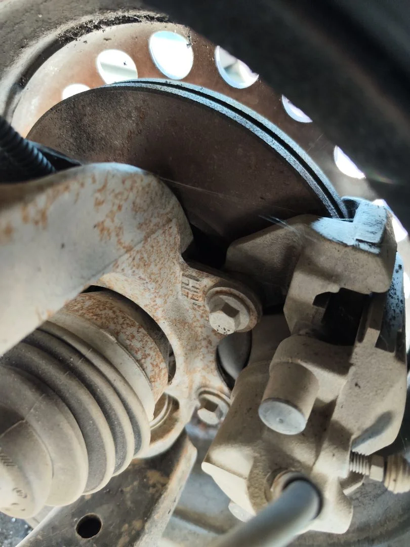 Foto de PINZA DE FRENO DELANTERA IZQUIERDA FORD TRANSIT CONNECT (TC7) 1.8 TDCi CAT (90 CV / 66 KW)