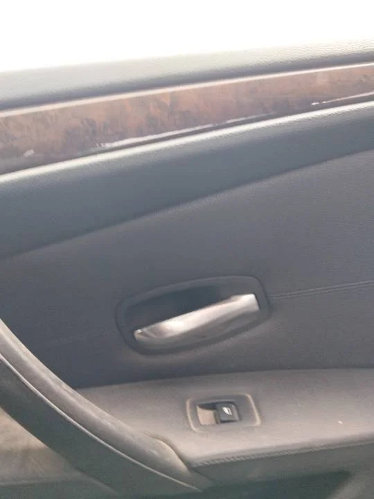 Foto de MANETA INTERIOR TRASERA DERECHA BMW SERIE 5 BERLINA (E60)