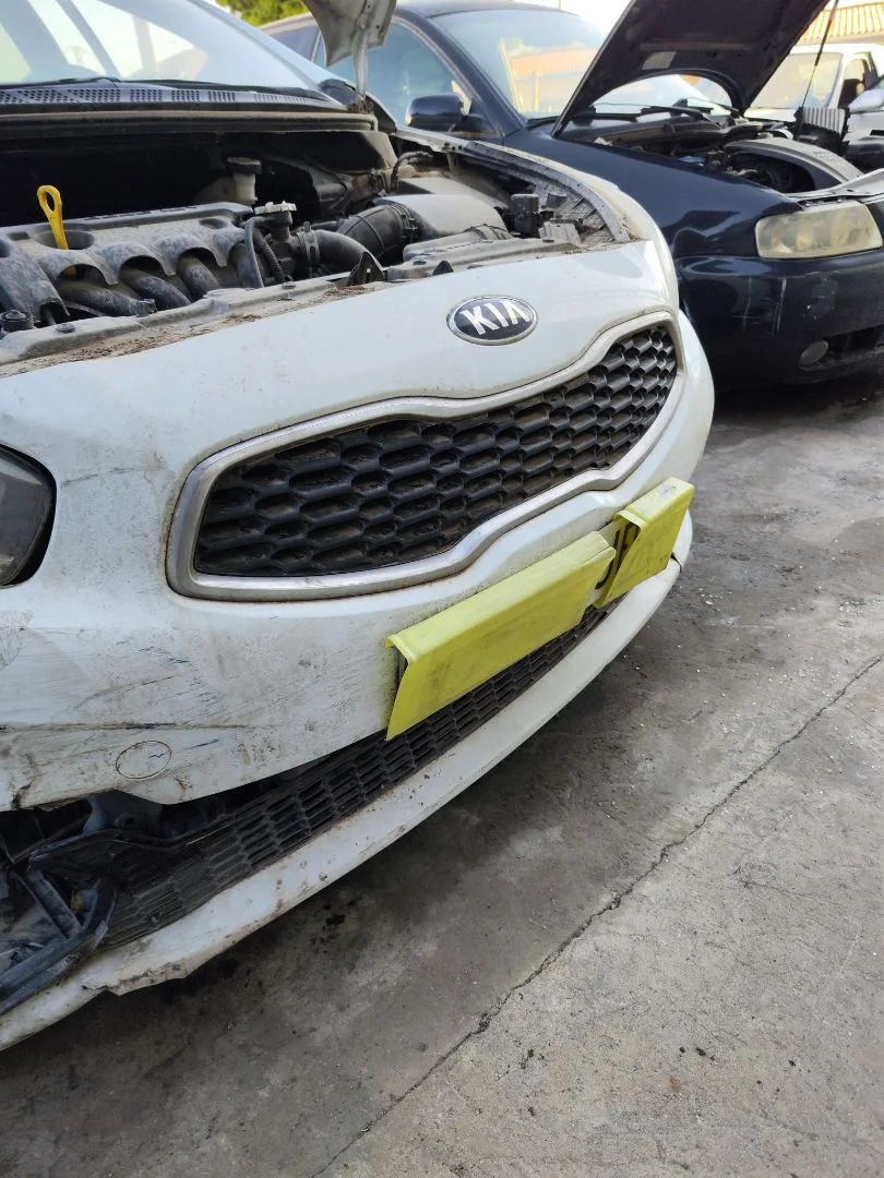 Foto de REJILLA DELANTERA KIA CEED (JD) 1.4 CAT (99 CV / 73 KW)
