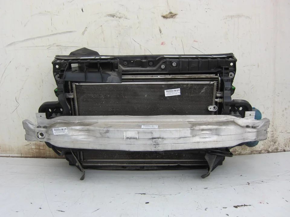 Foto de PANEL FRONTAL AUDI A6 BERLINA (4F2) 4.2 V8 40V (335 CV / 246 KW) referencia 1857769007