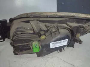 Foto de FARO DERECHO FORD MONDEO TURNIER (GE) 2.0 TDCi CAT (131 CV / 96 KW) referencia 1305239177 foto 3