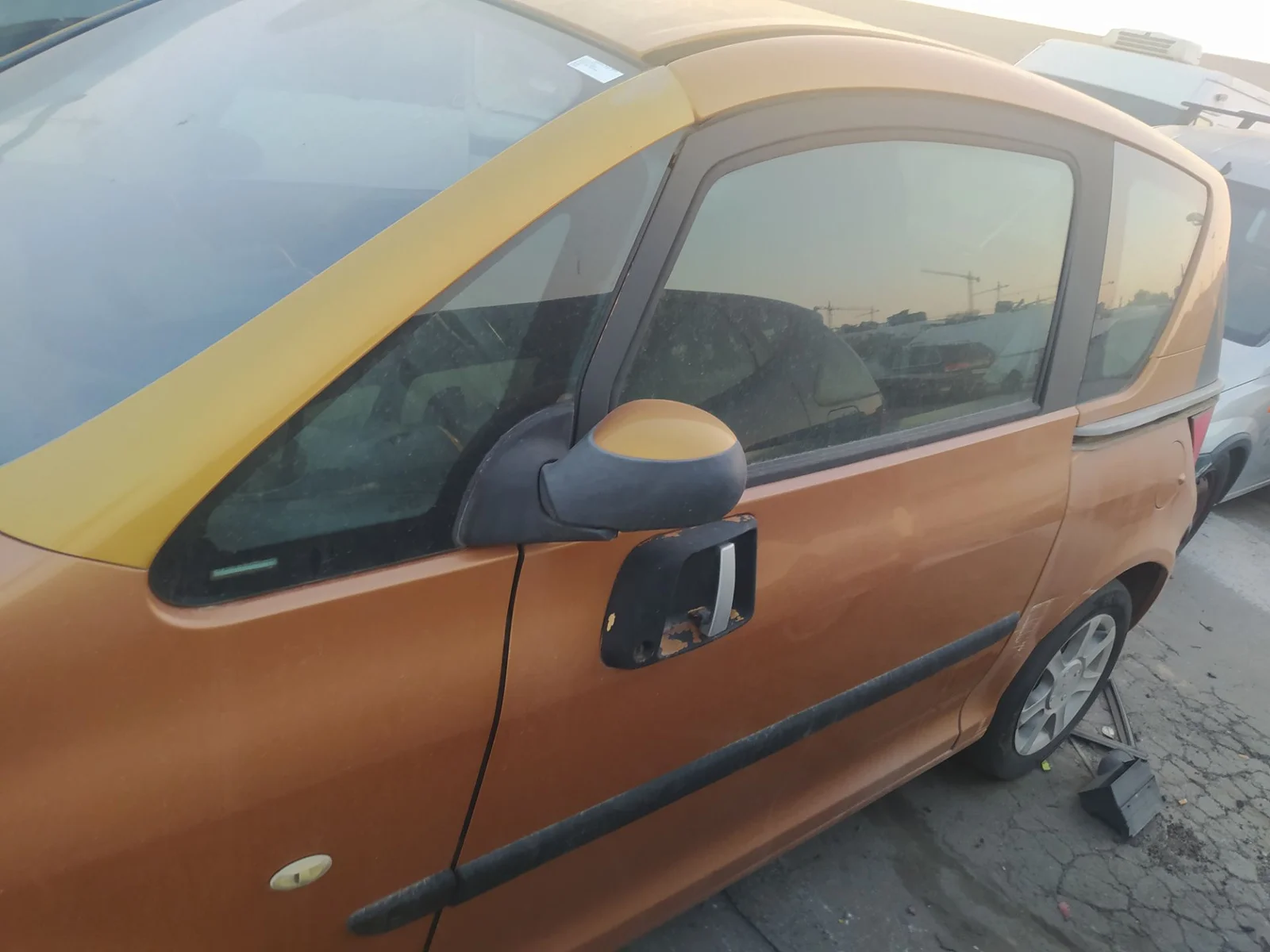 Foto de PUERTA DELANTERA IZQUIERDA PEUGEOT 1007 1.4 HDi (68 CV / 50 KW)
