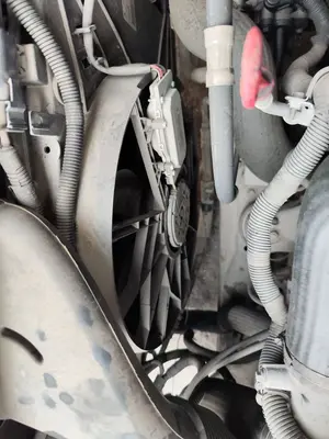 Foto de ELECTROVENTILADOR RADIADOR AIRE ACONDICIONADO VOLVO S80 BERLINA 2.4 Diesel (131 CV / 96 KW)