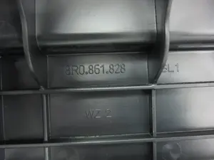 Foto de MOLDURAS TRASERAS PORSCHE MACAN (95BA) referencia 8R0861828 foto 6