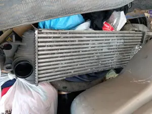 Foto de INTERCOOLER RENAULT TRAFIC II COMBI 1.9 Diesel (101 CV / 74 KW)