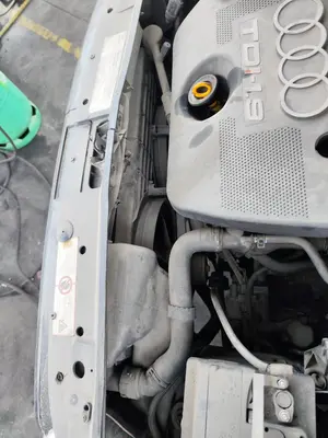 Foto de RADIADOR AGUA AUDI A3 (8L) 1.9 TDI (110 CV / 81 KW) referencia 1J0121253AD