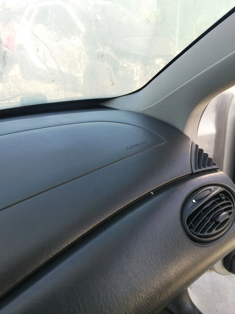 Foto de AIRBAG DELANTERO DERECHO FORD FOCUS BERLINA (CAK) 1.6 16V CAT (101 CV / 74 KW) referencia 1356992