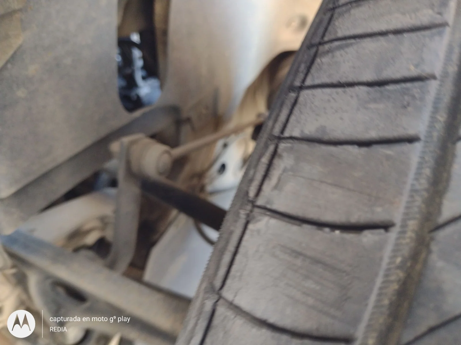 Foto de BRAZO SUSPENSION DELANTERO IZQUIERDO SEAT LEON (1P1) 1.9 TDI (105 CV / 77 KW)