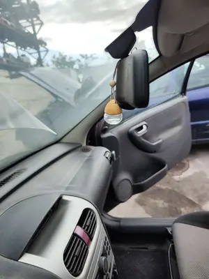 Foto de RETROVISOR INTERIOR OPEL CORSA C 1.2 16V CAT (Z 12 XEP / LB4) (80 CV / 59 KW) foto 2