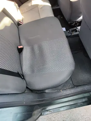 Foto de ASIENTOS TRASERO DERECHO SEAT CORDOBA BERLINA (6L2) 1.4 16V (75 CV / 55 KW) referencia 6L0885806AAFKZ foto 5