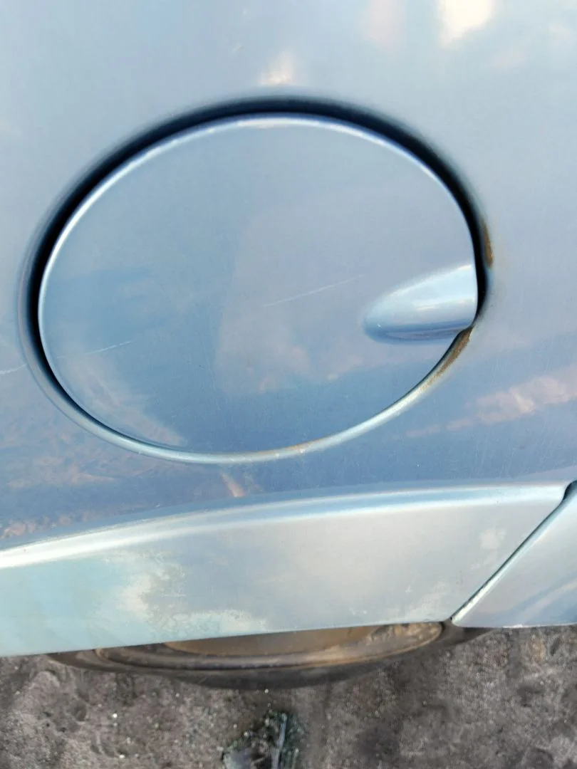 Foto de TAPA EXTERIOR COMBUSTIBLE CITROEN C3 1.4 HDi (68 CV / 50 KW)