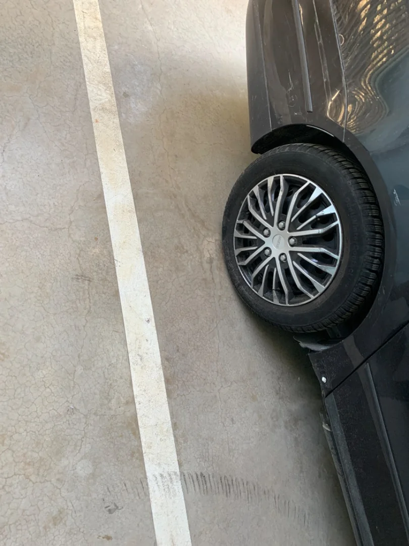 Foto de LLANTA VOLKSWAGEN PASSAT VARIANT (3C5) 2.0 TDI (140 CV / 103 KW) referencia 3C0601025BAQQ9