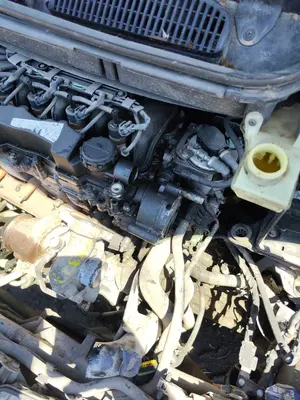 Foto de MOTOR COMPLETO FORD FOCUS C-MAX (CAP)(2003) 1.6 TDCi CAT (90 CV / 66 KW) referencia HHDA foto 3