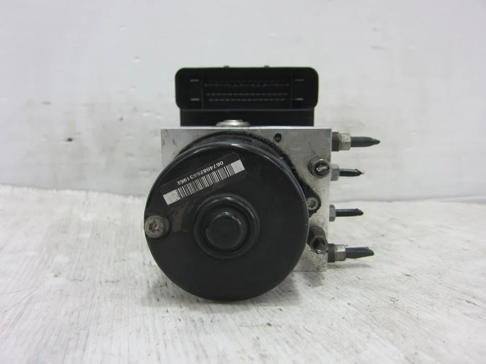 Foto de ABS MAZDA 3 BERLINA (BK) 2.0 Diesel CAT (143 CV / 105 KW) referencia 6N612C405EA