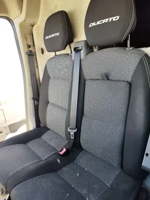Foto de ASIENTO DELANTERO DERECHO FIAT DUCATO 3 MAXI FURGÓN TS 35 (295) 2.3 JTD CAT (148 CV / 109 KW) referencia 2635408 foto 3