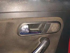 Foto de MANETA INTERIOR TRASERA IZQUIERDA SEAT IBIZA (6L1)