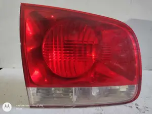Foto de PILOTO TRASERO IZQUIERDO INTERIOR VOLKSWAGEN TOUAREG (7L6) 2.5 TDI DPF (174 CV / 128 KW) referencia 7L6945093H