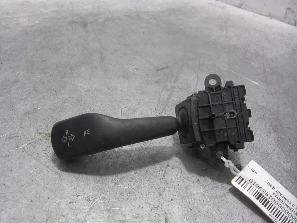 Foto de MANDO INTERMITENTES BMW SERIE 3 COMPACTO (E46) M47N204D4 referencia 8363662