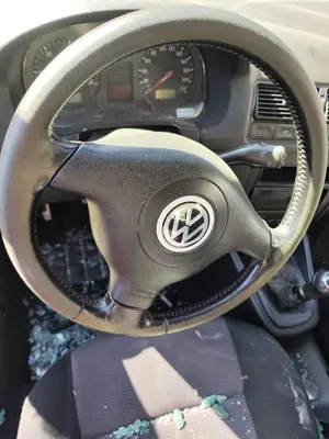 Foto de AIRBAG DELANTERO IZQUIERDO VOLKSWAGEN GOLF IV BERLINA (1J1)(10.1997) 1.9 TDI (90 CV / 66 KW)