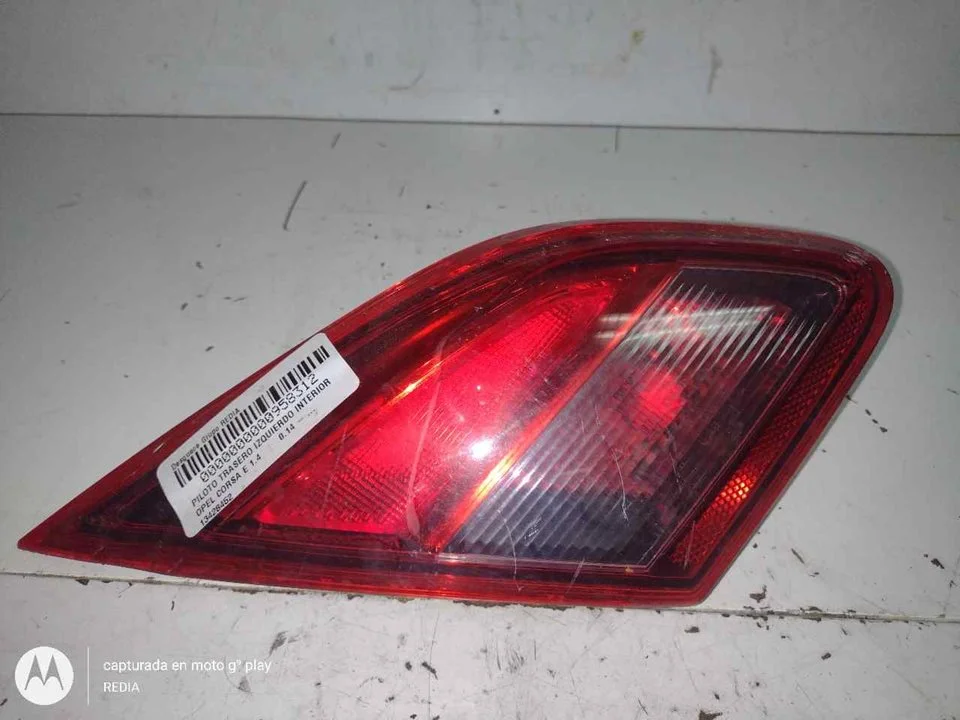 Foto de PILOTO TRASERO IZQUIERDO INTERIOR OPEL CORSA E referencia 13428452