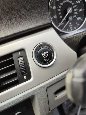 Foto de INTERRUPTOR BMW SERIE 3 BERLINA (E90) 2.0 Turbodiesel CAT (143 CV / 105 KW)