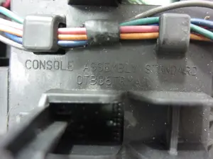 Foto de LUZ INTERIOR CHRYSLER PT CRUISER 2.0 16V CAT (141 CV / 104 KW) referencia 0TB77TRMA foto 5