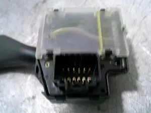 Foto de MANDO LIMPIA FORD FOCUS BERLINA (CAP) 1.6 TDCi CAT (109 CV / 80 KW) referencia 17D346B foto 3