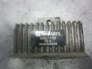 Foto de CAJA PRECALENTAMIENTO CITROEN XSARA BERLINA 1.9 Diesel (69 CV / 51 KW) referencia 9640469680 foto 3