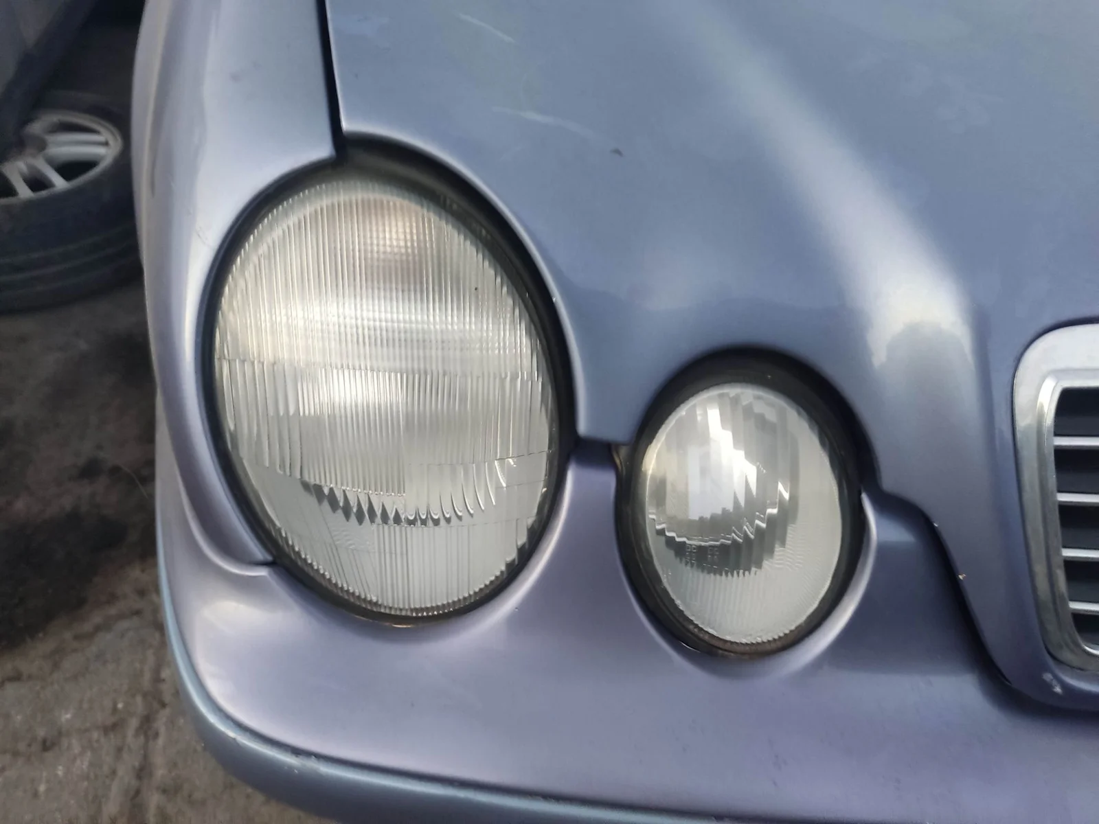 Foto de FARO DERECHO MERCEDES-BENZ CLK (BM 208) CABRIO 3.2 V6 18V CAT (218 CV / 160 KW) referencia A2088200261