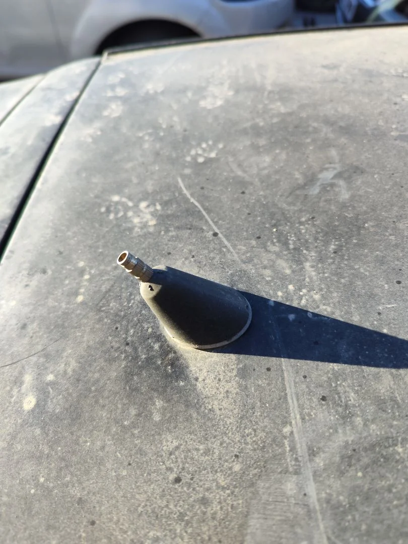 Foto de BASE DE ANTENA VOLKSWAGEN GOLF III (1H1)(11.1991) 1.9 TDI (110 CV / 81 KW)