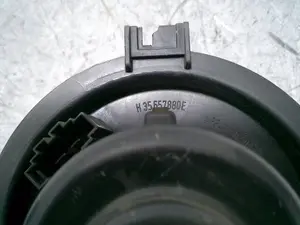 Foto de MOTOR CALEFACCION AUDI A3 (8L) 1.9 TDI (101 CV / 74 KW) referencia 35657880E foto 4