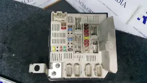 Foto de CAJA RELES / FUSIBLES RENAULT MEGANE II BERLINA 5P referencia 8200481866
