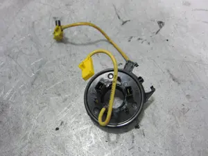 Foto de ANILLO AIRBAG FORD FIESTA BERLINA (DX) 1.3 CAT (60 CV / 44 KW) referencia YS6T14A664AB
