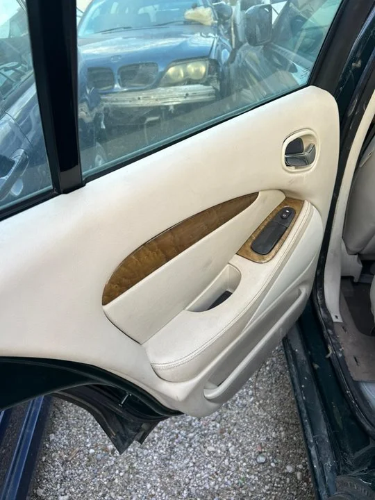 Foto de GUARNECIDO PUERTA TRASERA IZQUIERDA JAGUAR S-TYPE (03.1999) 3.0 V6 24V CAT (238 CV / 175 KW)