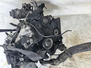 Foto de DESPIECE MOTOR BMW SERIE 3 BERLINA (E46) 2.0 16V Diesel CAT (150 CV / 110 KW) referencia 204D4 foto 3