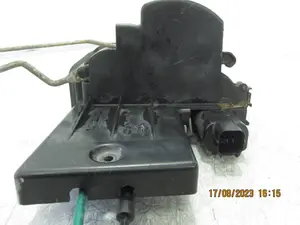Foto de CERRADURA PUERTA TRASERA IZQUIERDA KIA CERATO (LD) 2.0 Turbodiesel CAT (113 CV / 83 KW) referencia LH1 foto 5