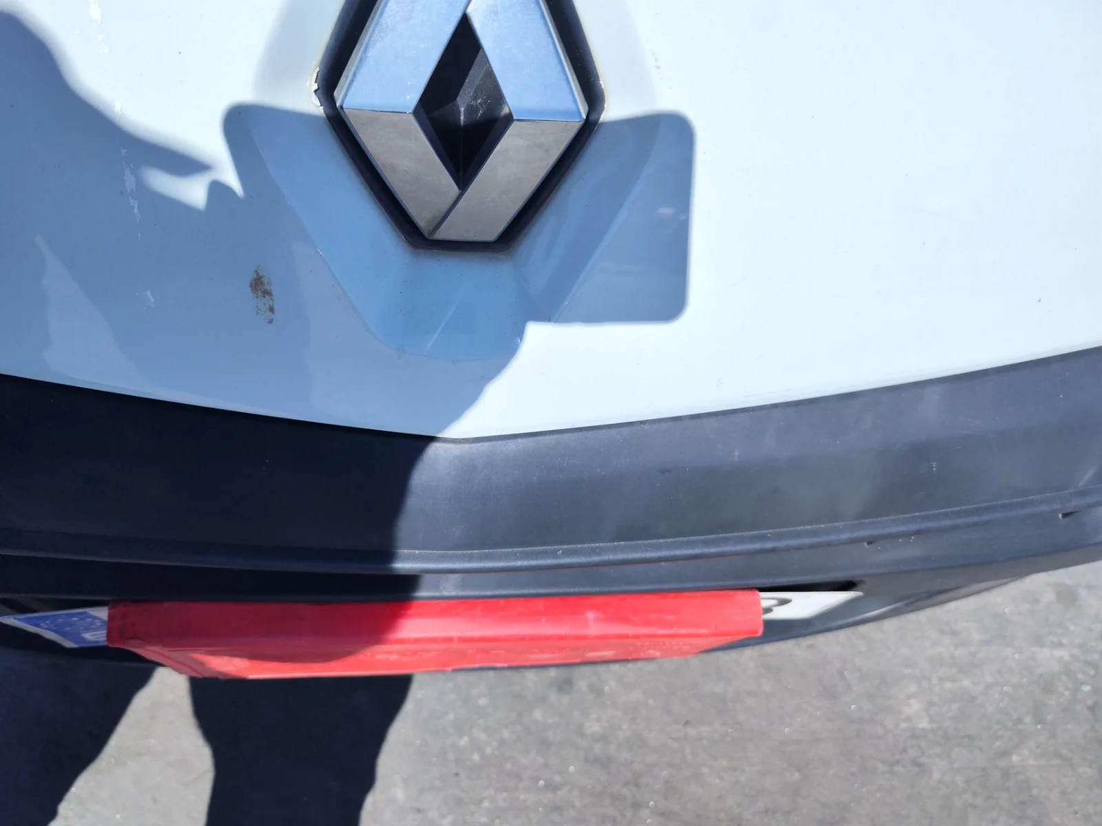 Foto de REFUERZO PARAGOLPES DELANTERO RENAULT KANGOO II (F/KW0) 1.5 dCi Diesel CAT (86 CV / 63 KW)