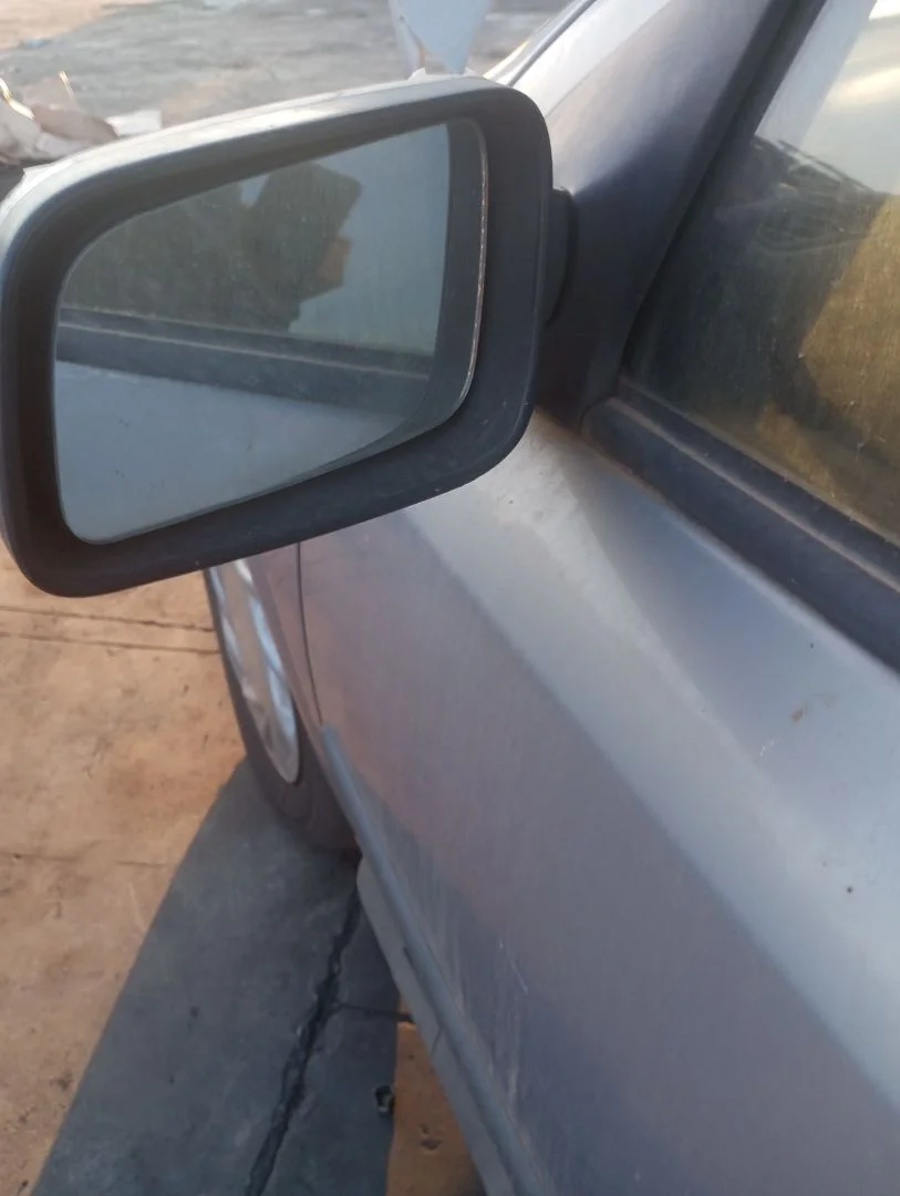 Foto de RETROVISOR IZQUIERDO OPEL ASTRA G BERLINA 1.6 CAT (Z 16 SE / L55) (84 CV / 62 KW)