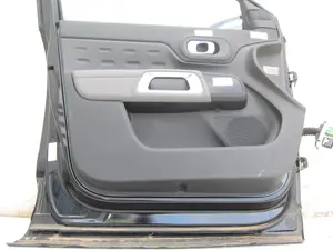 Foto de GUARNECIDO PUERTA DELANTERA IZQUIERDA CITROEN C5 AIRCROSS 1.2 12V e-THP / PureTech (131 CV / 96 KW) foto 3