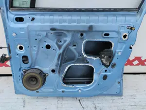 Foto de PUERTA DELANTERA DERECHA RENAULT SCENIC III (JZ) 1.5 dCi Diesel (106 CV / 78 KW) foto 5