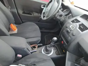 Foto de SALPICADERO RENAULT MEGANE II GRANDTOUR 1.4 16V (98 CV / 72 KW) referencia 8200491054