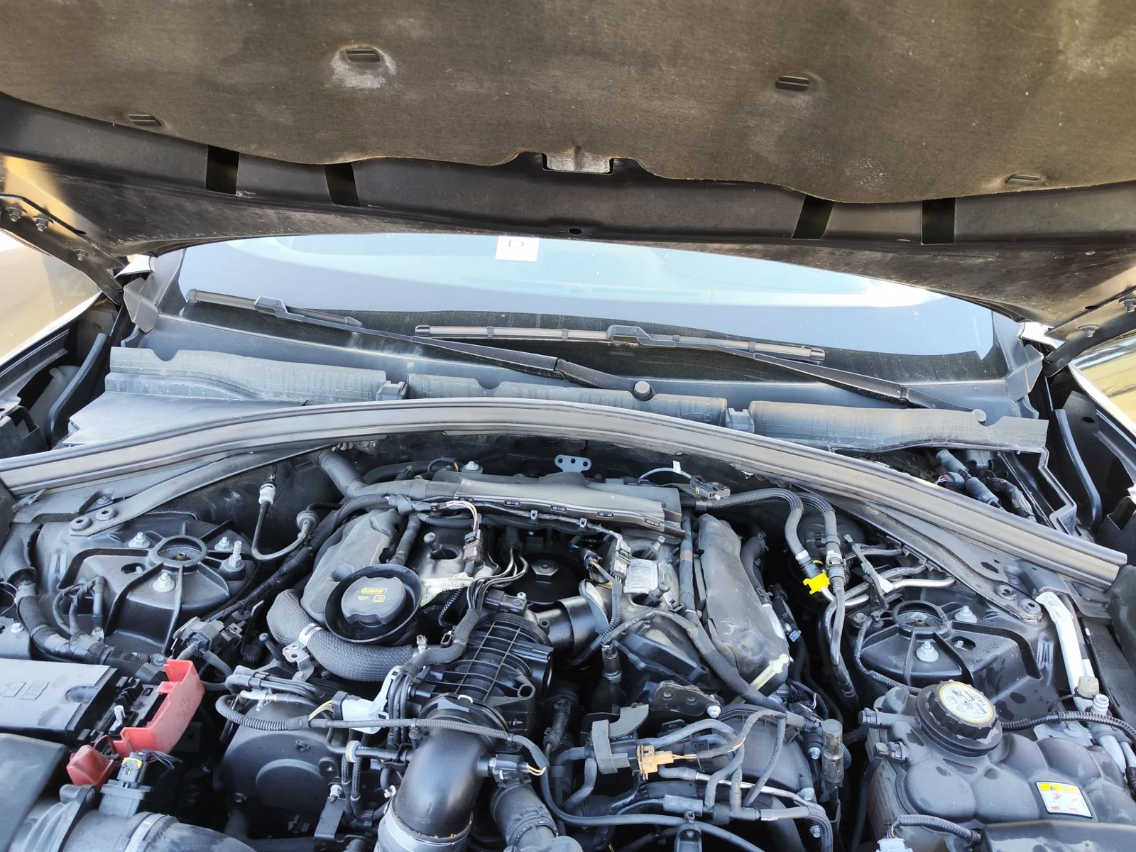 Foto de TORPEDO JAGUAR F-PACE 3.0 V6 Diesel CAT (301 CV / 221 KW) referencia HK83021B44BB
