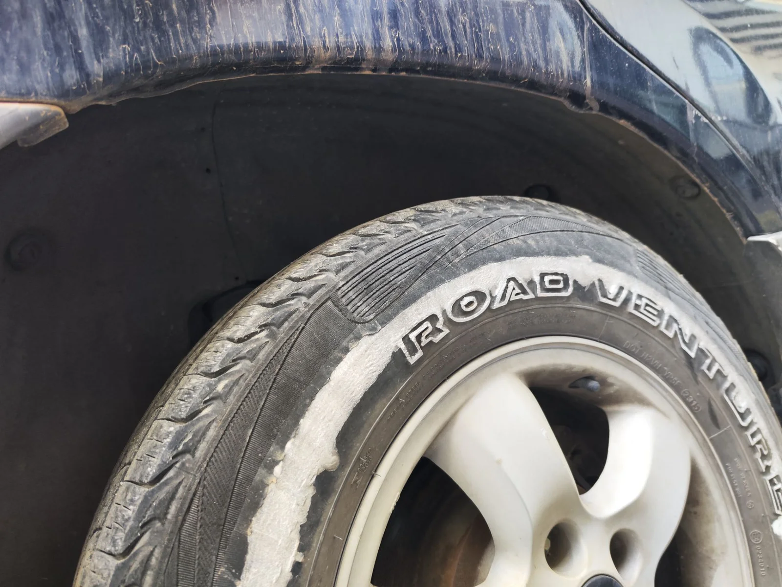 Foto de PASO RUEDA TRASERO DERECHO HYUNDAI SANTA FE (SM) 2.4 CAT (146 CV / 107 KW)