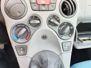 Foto de MANDO CALEFACCION / AIRE ACONDICIONADO FIAT II PANDA (169) 1.2 CAT (60 CV / 44 KW)